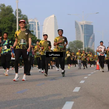 Runner Photo 6916145