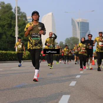 Runner Photo 6916151