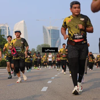 Runner Photo 6916168
