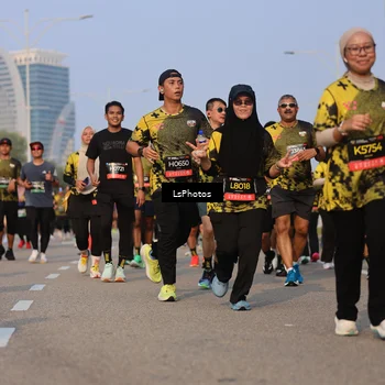 Runner Photo 6916234