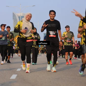 Runner Photo 6916242