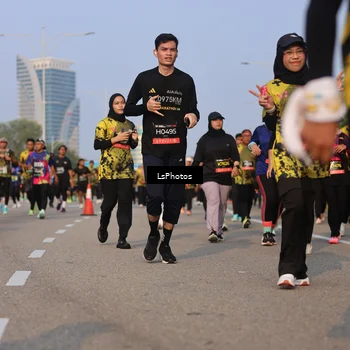 Runner Photo 6916273