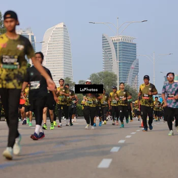 Runner Photo 6916297
