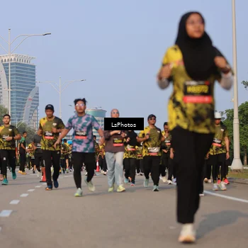 Runner Photo 6916298