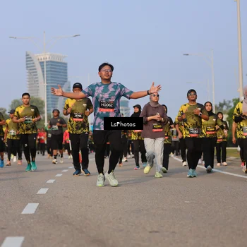 Runner Photo 6916301