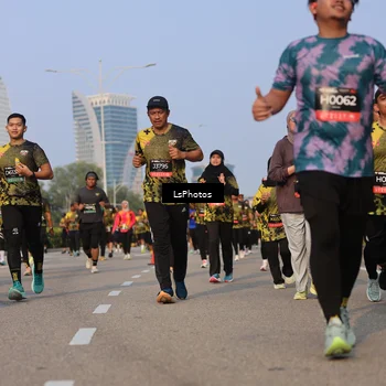 Runner Photo 6916305