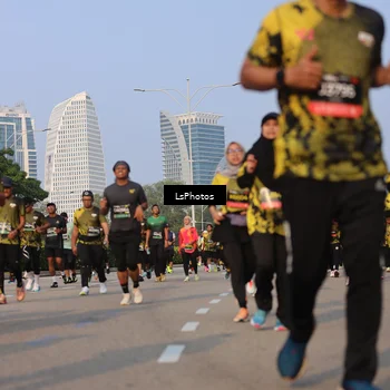 Runner Photo 6916313