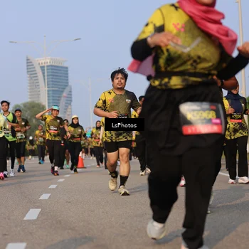 Runner Photo 6916348