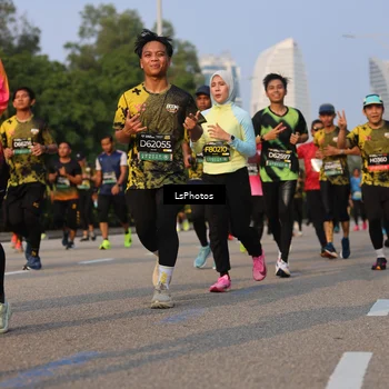 Runner Photo 6916356