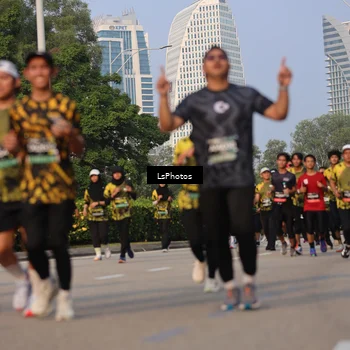 Runner Photo 6916386