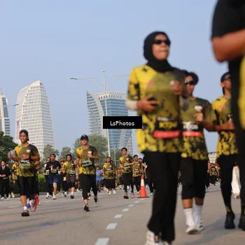Runner Photo 6916425