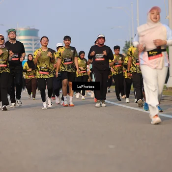 Runner Photo 6916430