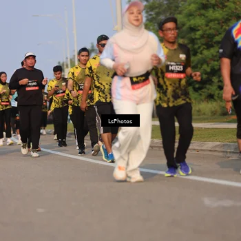 Runner Photo 6916433