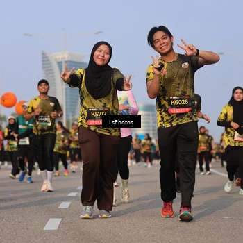 Runner Photo 6916460