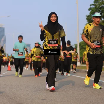 Runner Photo 6916579