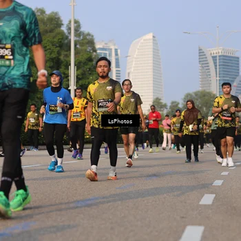 Runner Photo 6916929