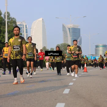 Runner Photo 6916931