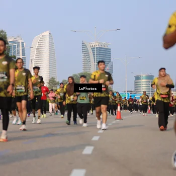 Runner Photo 6916933