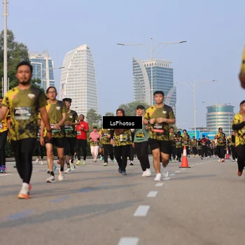 Runner Photo 6916936