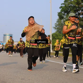 Runner Photo 6916938