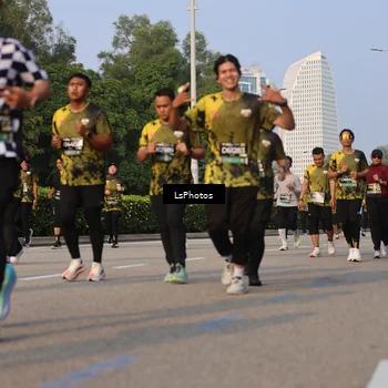 Runner Photo 6916970