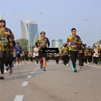 Runner Photo 6917058