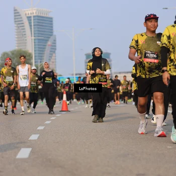 Runner Photo 6917084