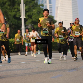 Runner Photo 6917091