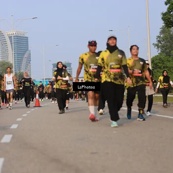 Runner Photo 6917092