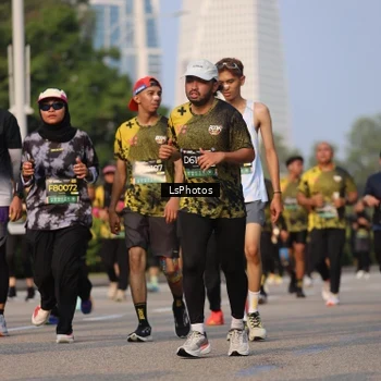 Runner Photo 6917101