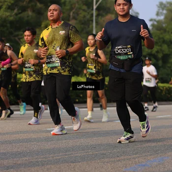 Runner Photo 6917126