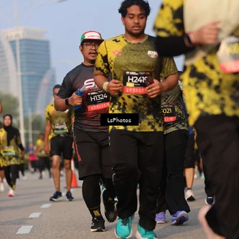 Runner Photo 6917153