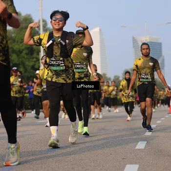 Runner Photo 6917163