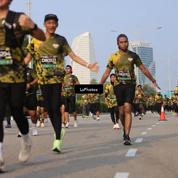 Runner Photo 6917165
