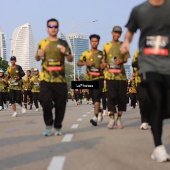 Runner Photo 6917201