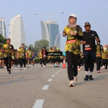 Runner Photo 6917215