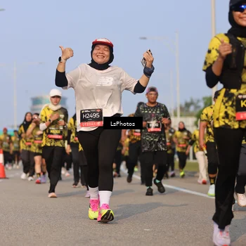 Runner Photo 6917221