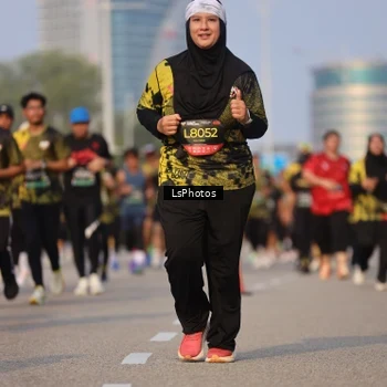 Runner Photo 6917249