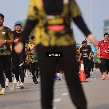 Runner Photo 6917255