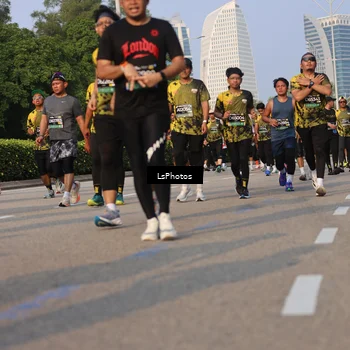 Runner Photo 6917272