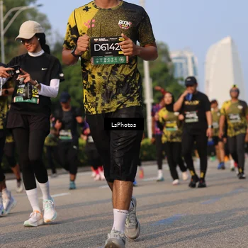 Runner Photo 6917290
