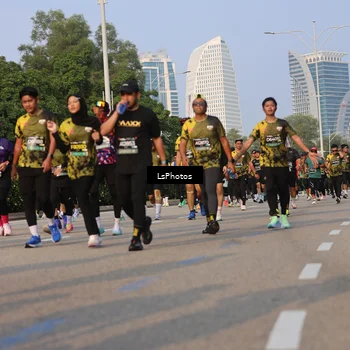 Runner Photo 6917302