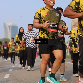 Runner Photo 6917325