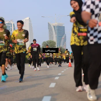 Runner Photo 6917341