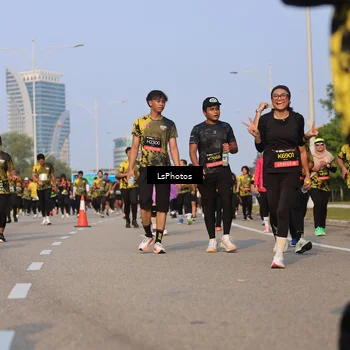 Runner Photo 6917347