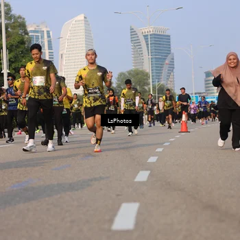 Runner Photo 6917371