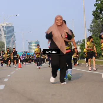 Runner Photo 6917374