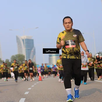 Runner Photo 6917382