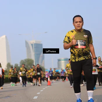 Runner Photo 6917383