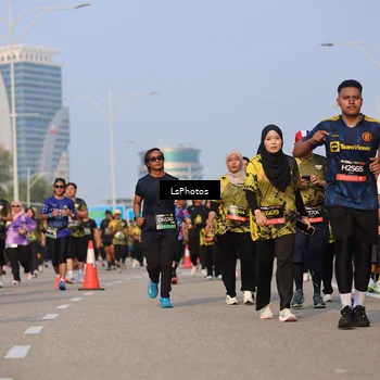 Runner Photo 6917394